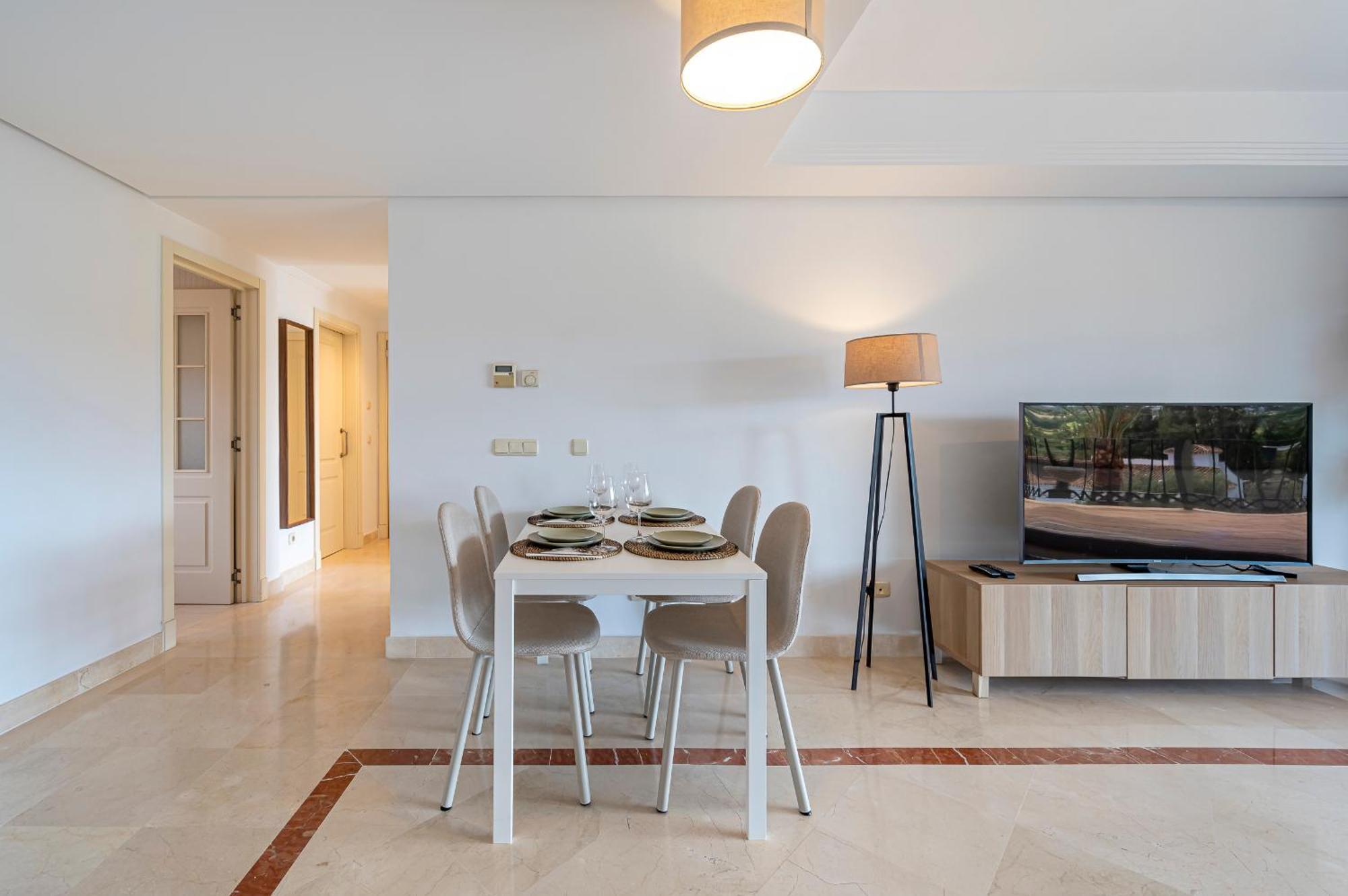 Apartment Nueva Andalucia Penthouse