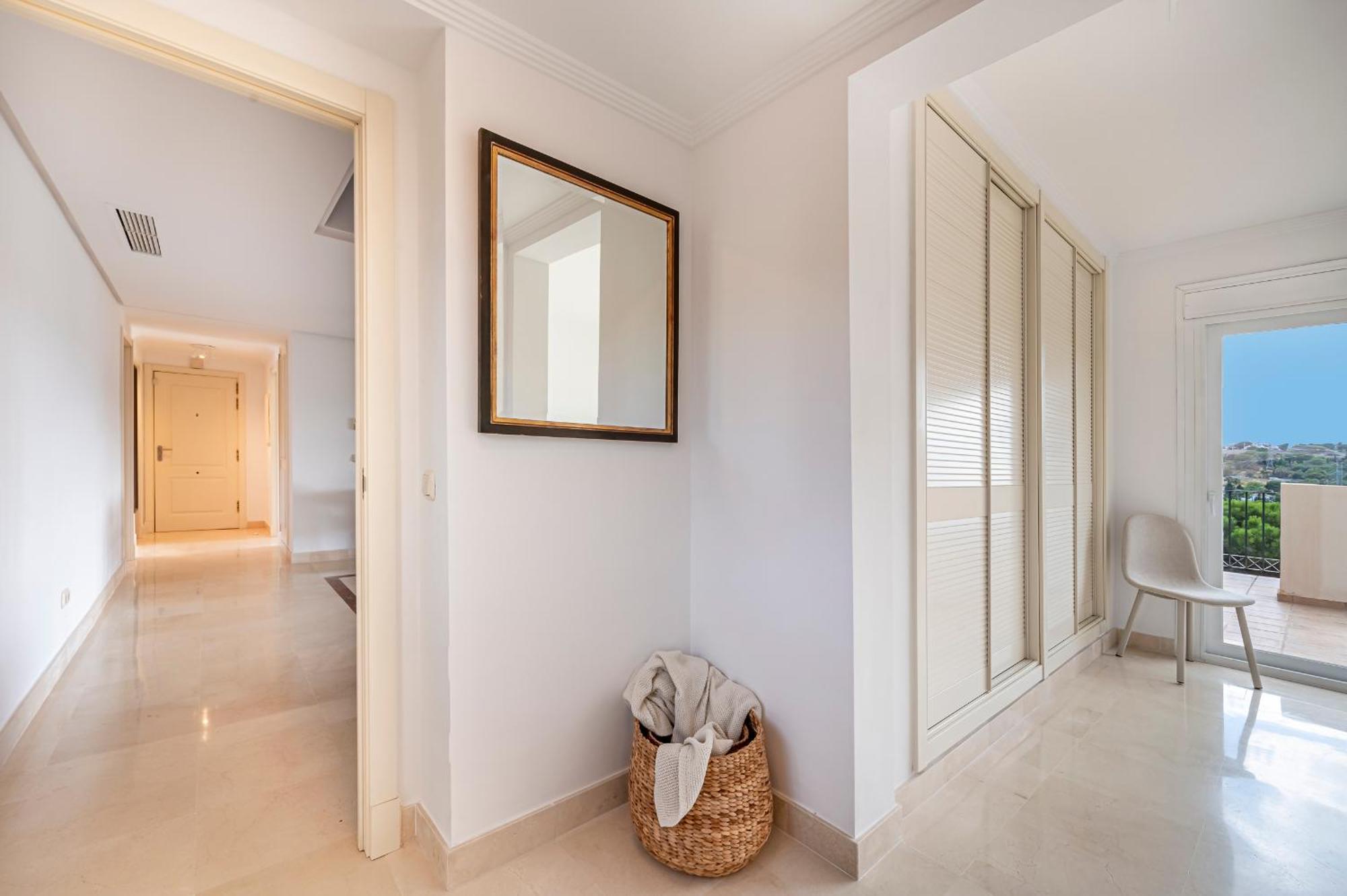 Nueva Andalucia Penthouse Apartment Marbella